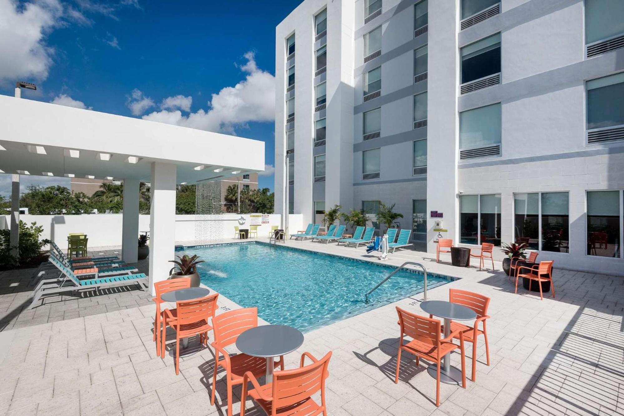 דניה ביץ' Home2 Suites By Hilton Ft. Lauderdale Airport-Cruise Port מראה חיצוני תמונה
